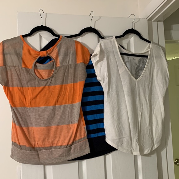 12 Tops - Picture 9 of 11